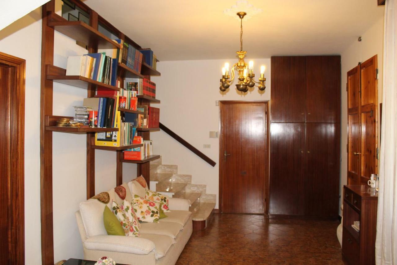 Tuscany Holiday Home Понтедера Екстер'єр фото